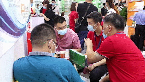 产品有特色、价格好操作，康祥避孕套闪亮国药会！(图14)